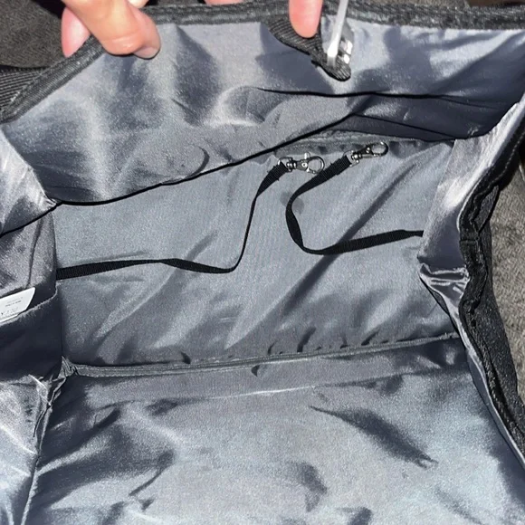 Dog carry tote - Picture 2 of 3